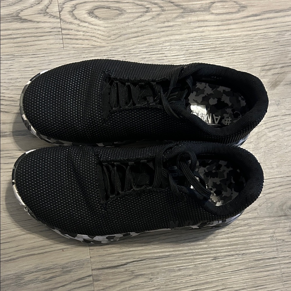 NOBULL Black Camo Sole Sneakers 7.5 Women
